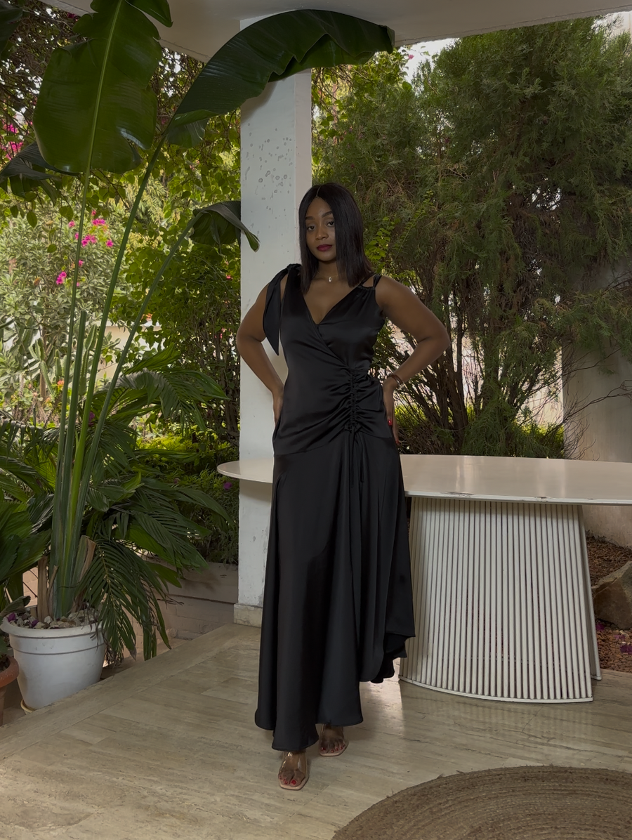 ROBE SIKE NOIR