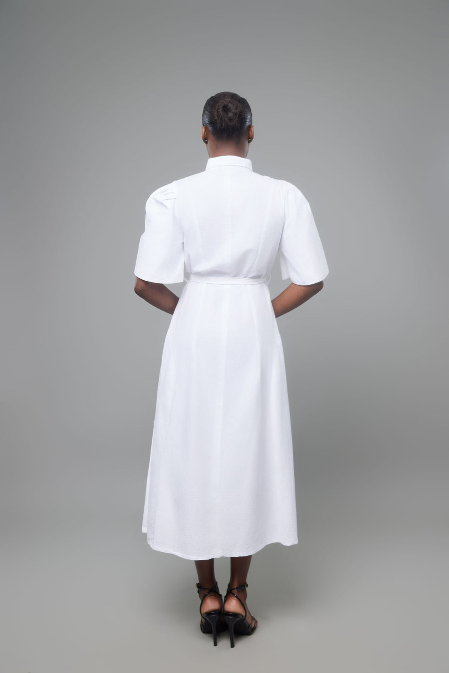 ROBE CHEMISE KWELAKU SCULPTURAL BLANC