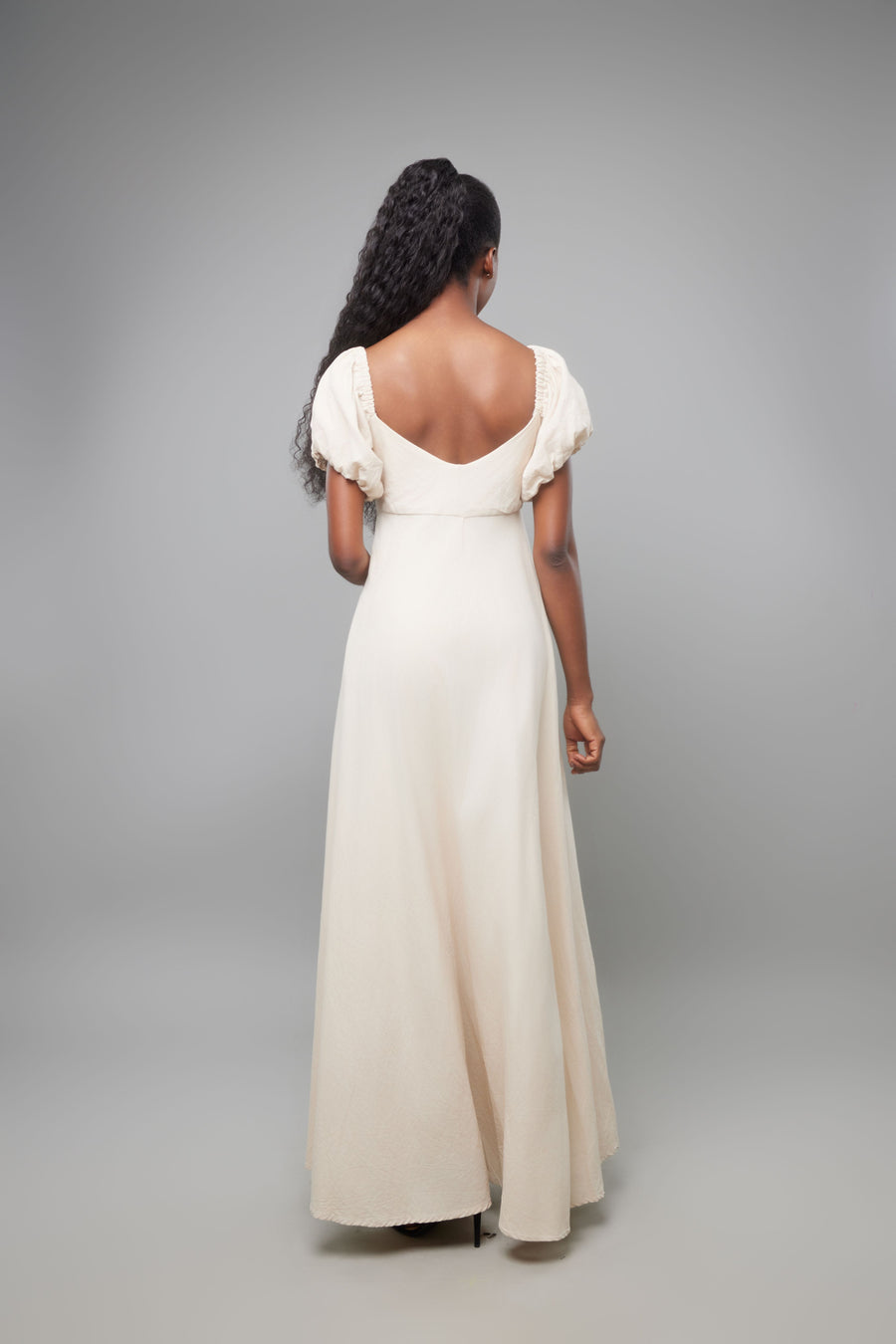 ENSEMBLE ROMANCE & REVOLUTION BEIGE