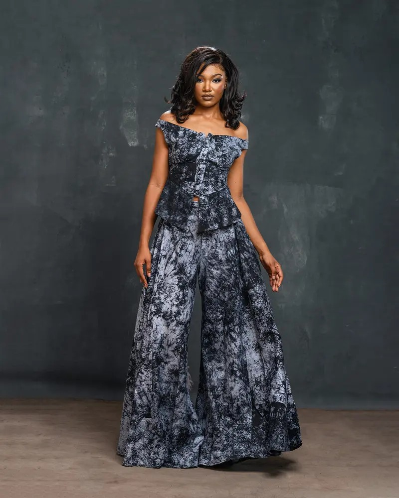 ENSEMBLE ANGELA BLANC NOIR